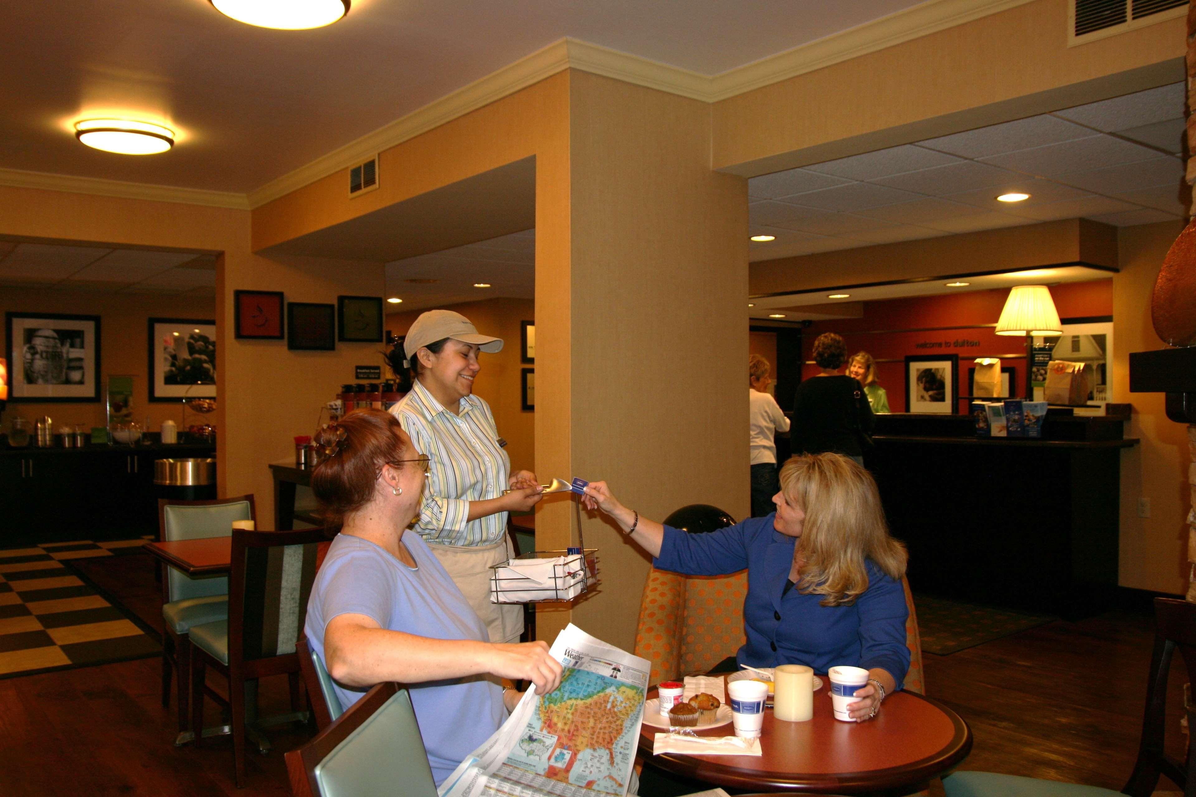 Hampton Inn Dalton Restaurant bilde